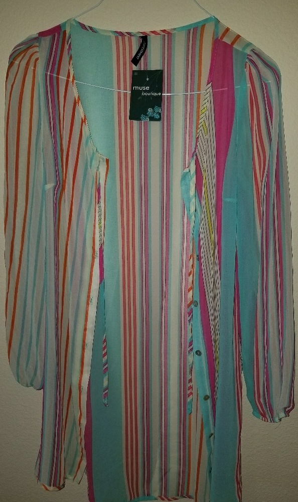 Shirt - Picture 2 of 2